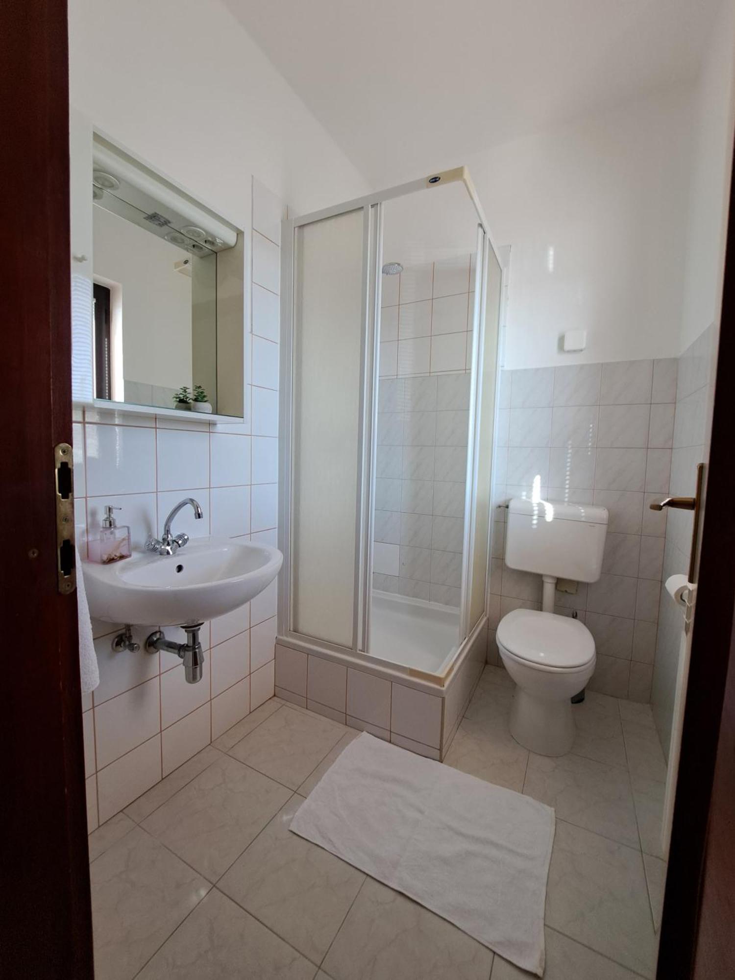 Guest House Krsevan ザダル エクステリア 写真