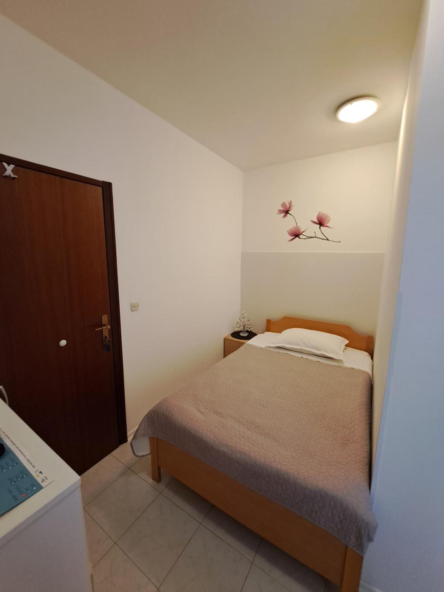 Guest House Krsevan ザダル エクステリア 写真